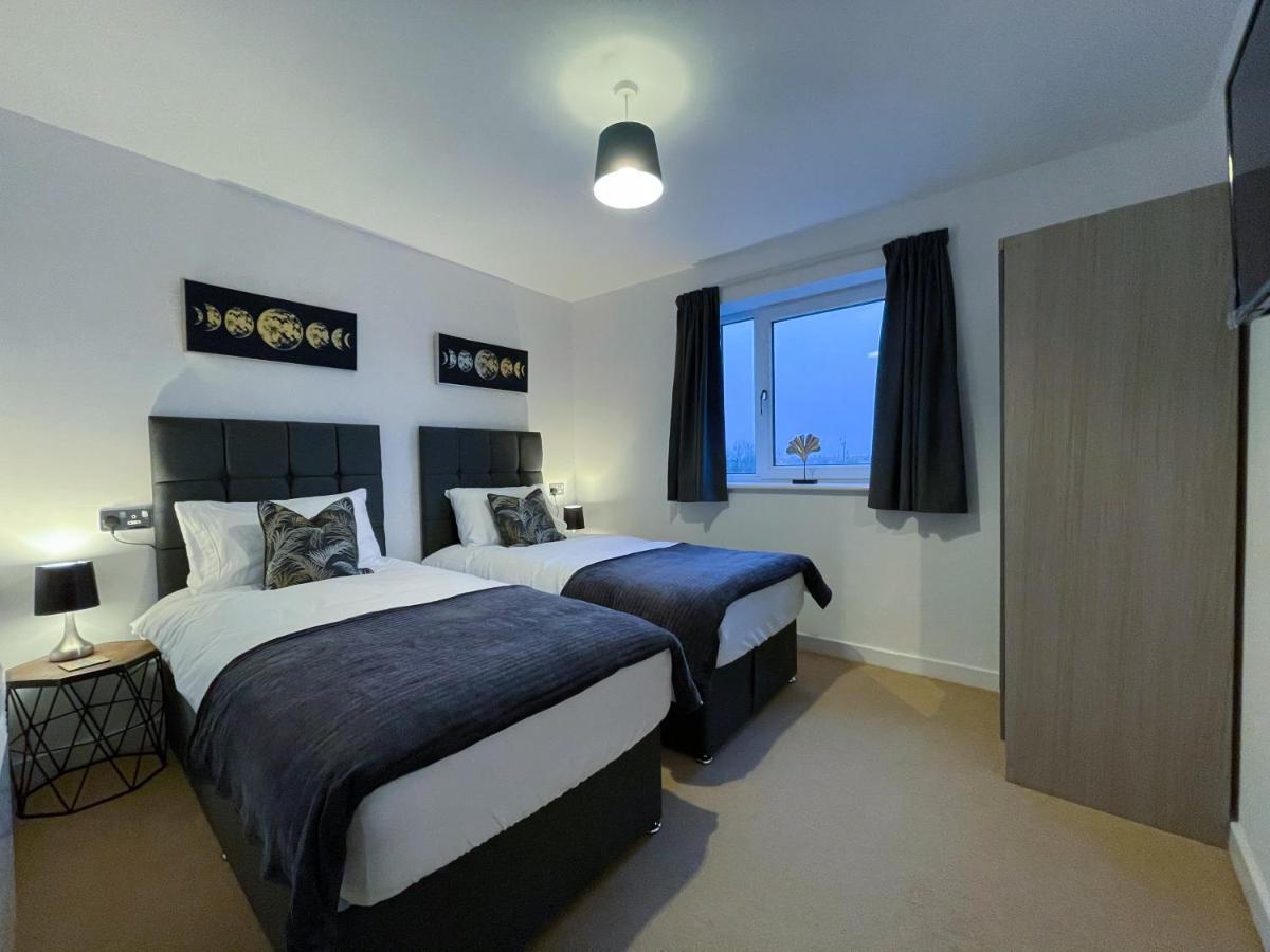 Station Side Penthouse Apartment Wolverhampton Ngoại thất bức ảnh