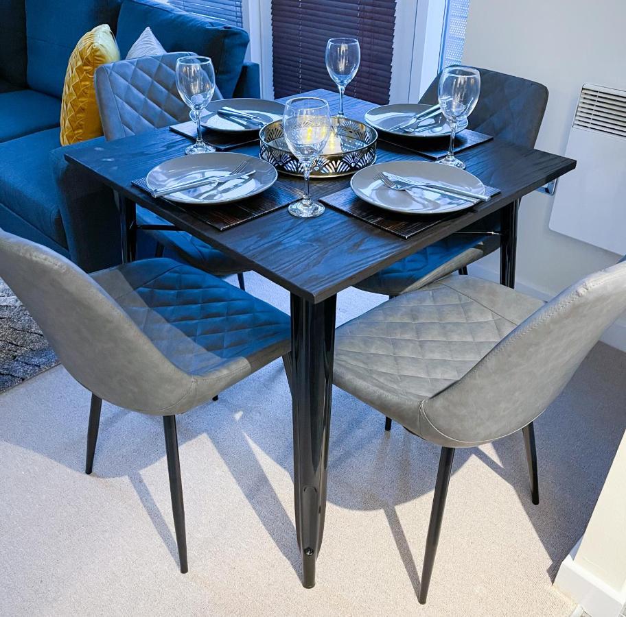 Station Side Penthouse Apartment Wolverhampton Ngoại thất bức ảnh