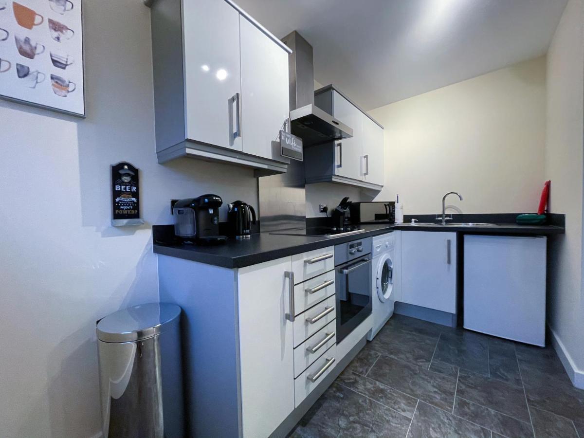 Station Side Penthouse Apartment Wolverhampton Ngoại thất bức ảnh