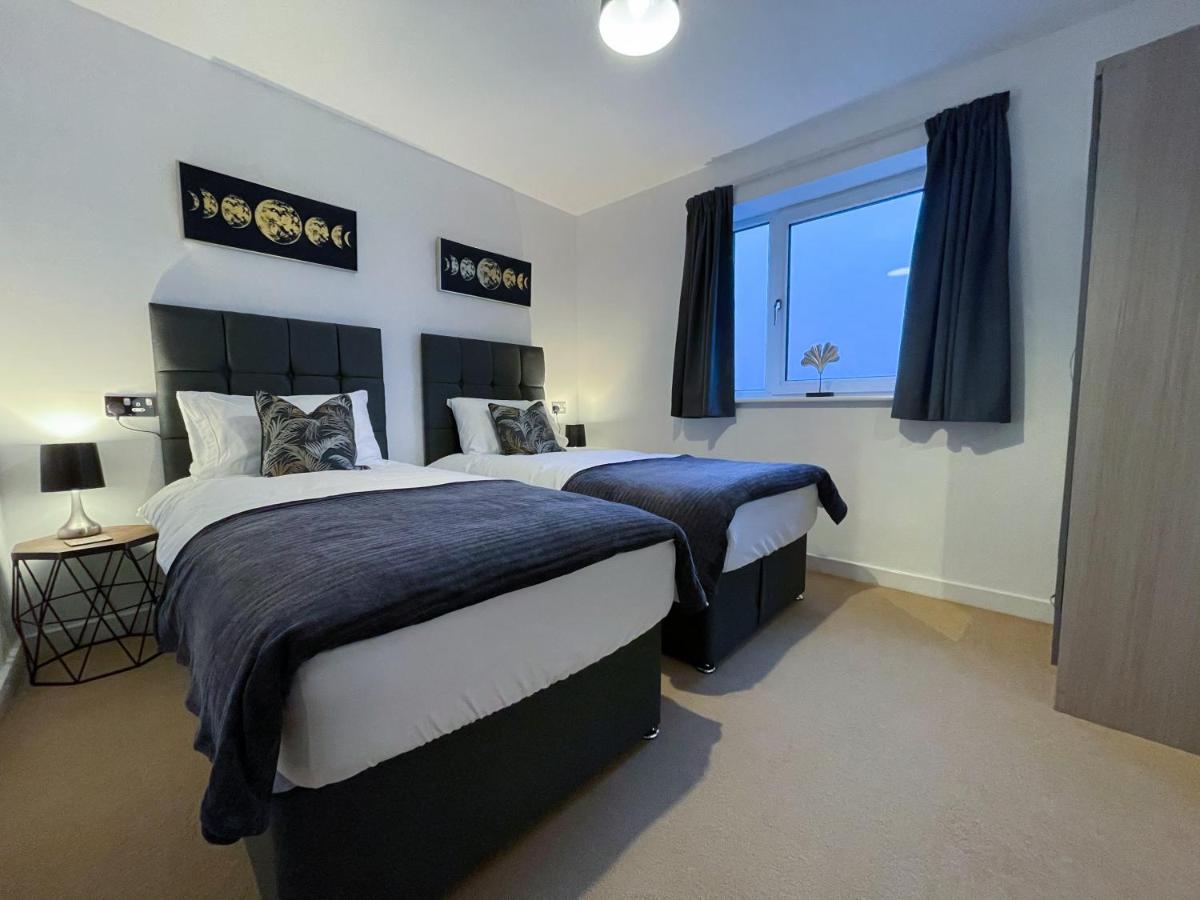 Station Side Penthouse Apartment Wolverhampton Ngoại thất bức ảnh